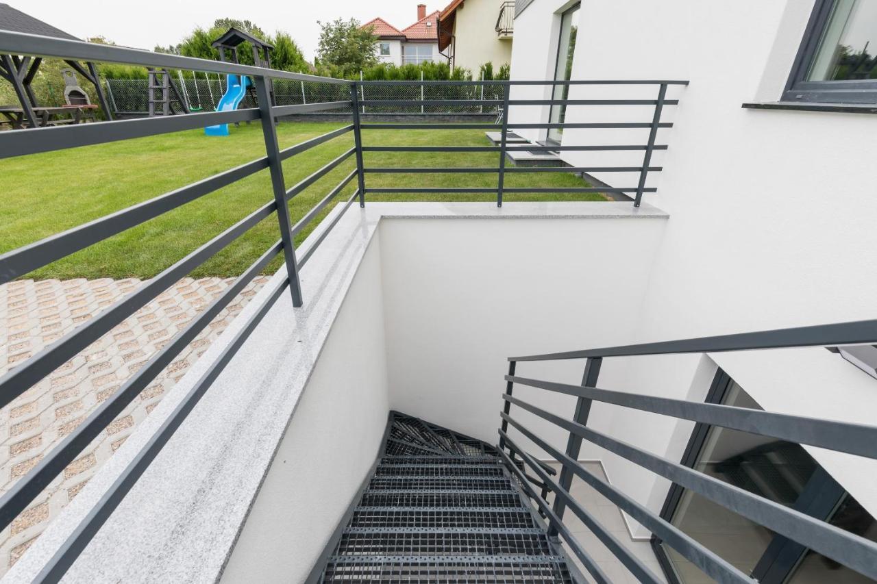 Underground Apartment In A Lux Holiday House Posejdon By Renters Prestige Kołczewo 外观 照片